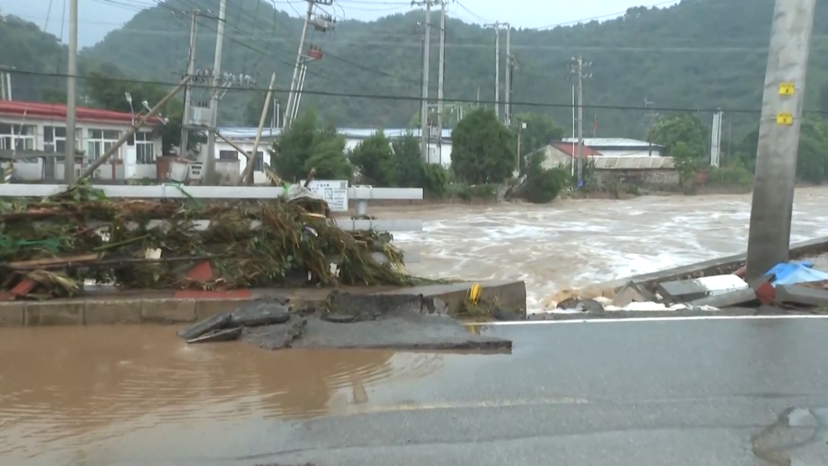 东万艾村周一遭泄洪淹没