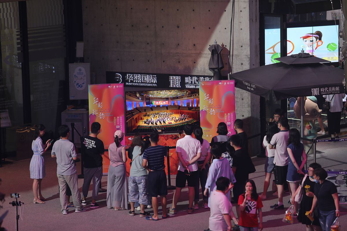 写一份直播方案要素如下：1开场白要感人2嘉宾是夏海生3产品是空气净化器4直播方案要完整5000字5直播时间30分钟6直播气氛活跃