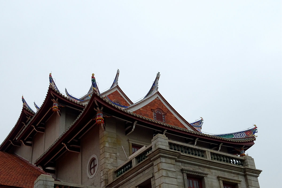 学校で先生から知らされること - 情報伝達の重要性