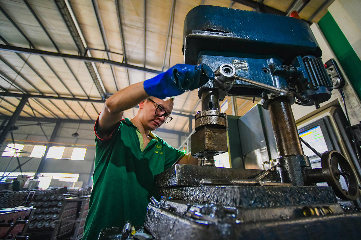 重庆工业管理职业学校招生简章 | 培养工业管理人才，助力职业梦想