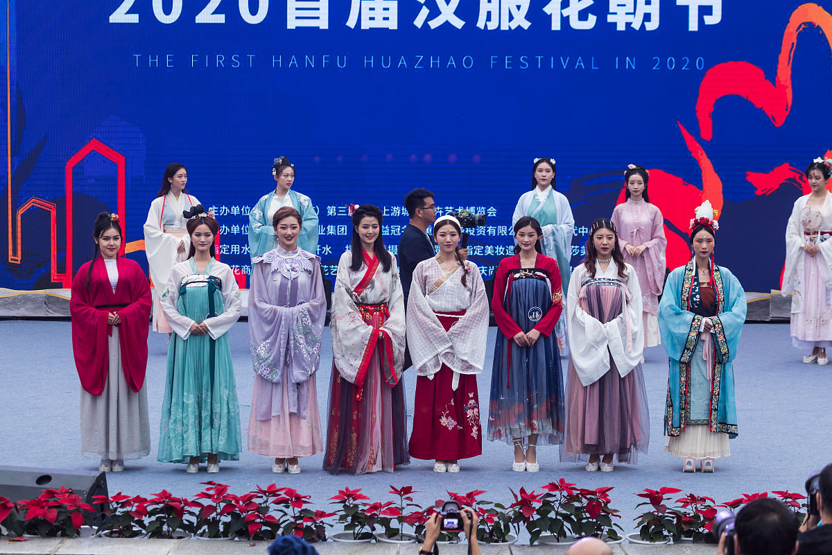 重庆舞蹈学校是公立的还是私立的？详细介绍及影响