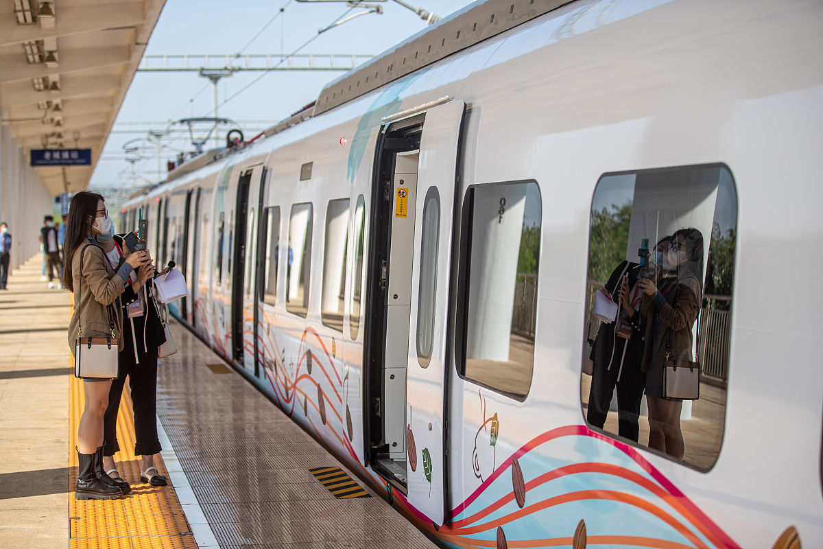 云南玉溪辖区最好的高铁学校-好不好