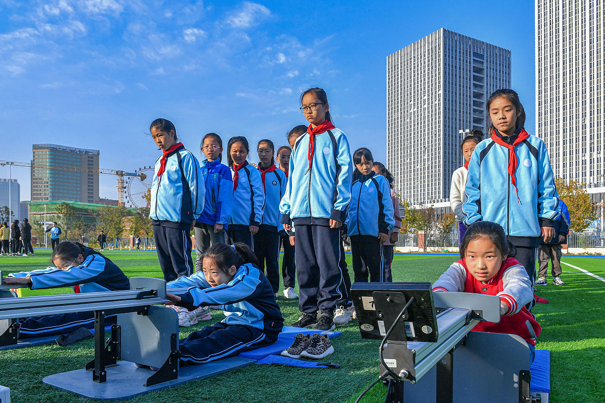 在对个人健康信息管理进行测试时如果发现问题必须立即寻找解决方法避免重复错误。每一个与个人健康信息管理相关的错误和问题都必须一一解决以提高平台的安全性和稳定性。 把这段话换一种说法表达出来可以达到维普降重的效果。