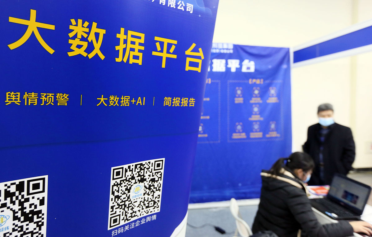 沧州市老百姓有困难怎么联系媒体曝光？要求：写一篇1000字左右的文章不能出现电话。