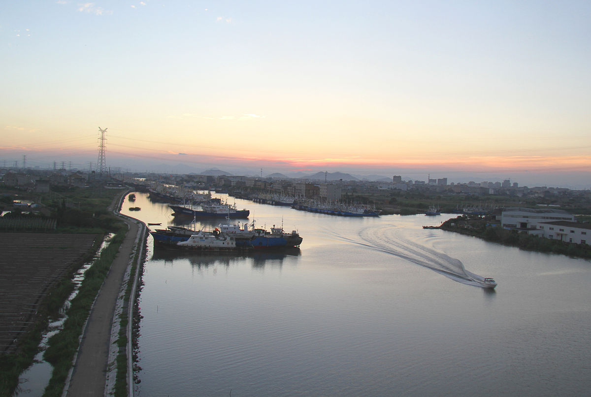 台州三小鳌峰分校是重点小学吗？深度解析！