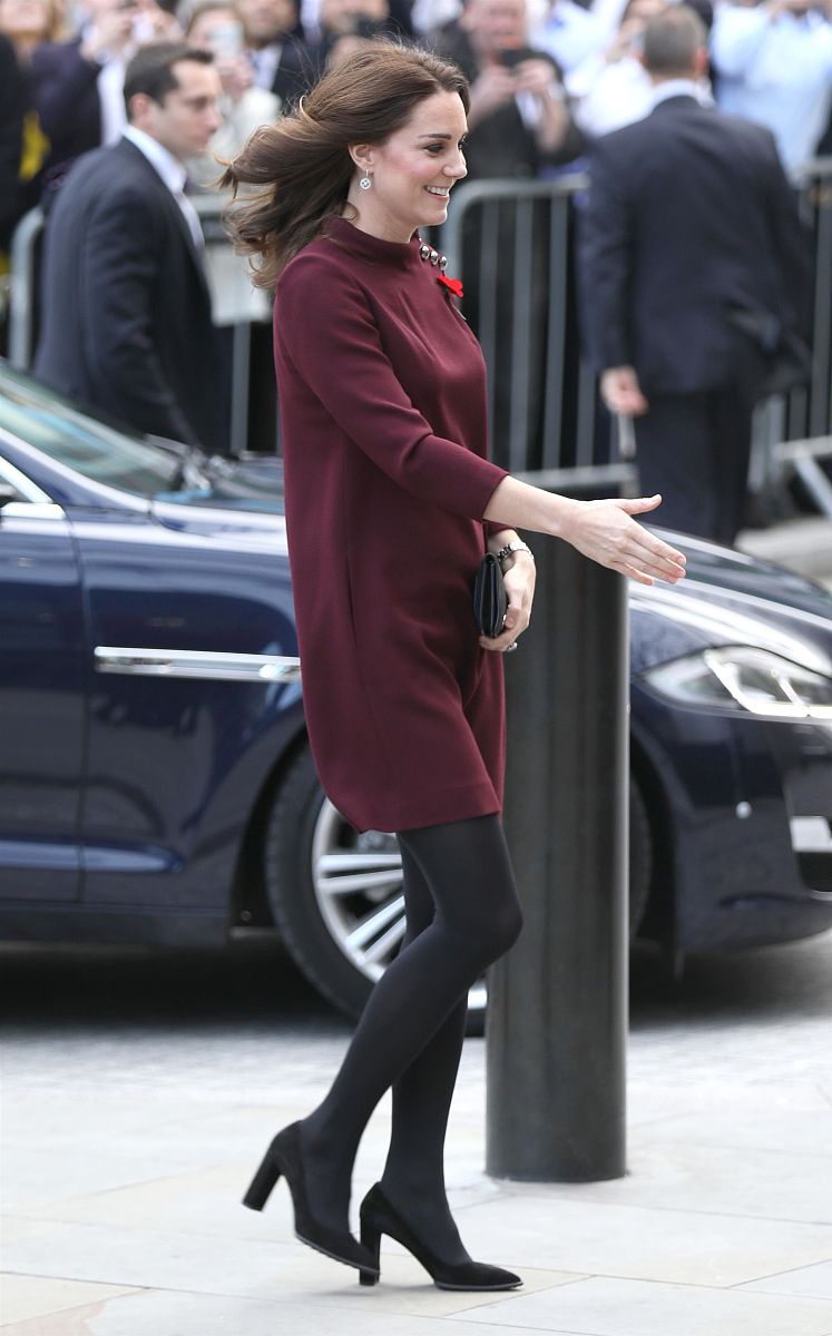 当地时间2017年11月8日,英国伦敦,凯特王妃(duchess of cambridge)作