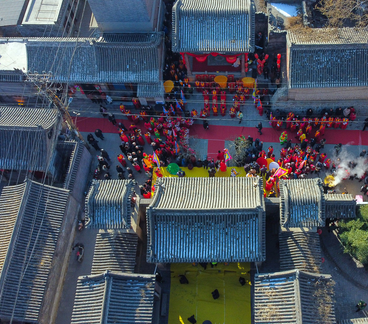 2020年12月21日,山西阳泉城区大阳泉村举行隆重的祭祖仪式.