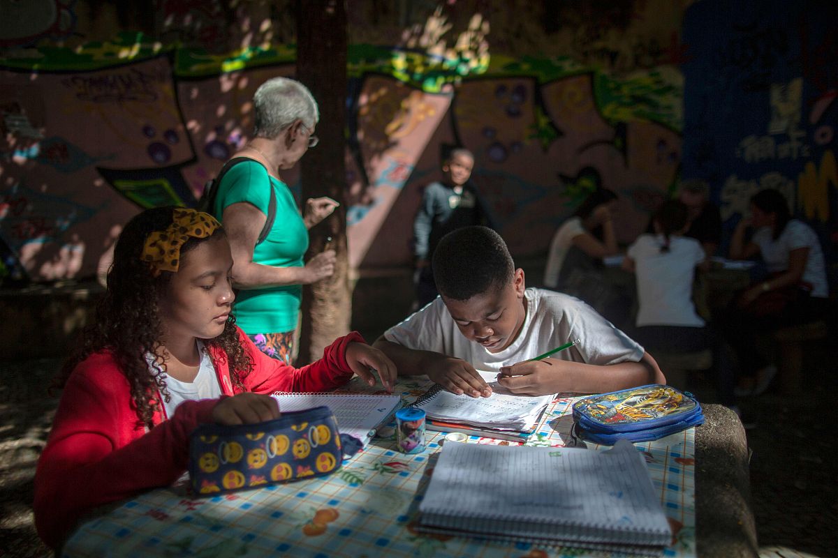 施工企业工程新项目首次开会项目启动会议的会议纪要如何写