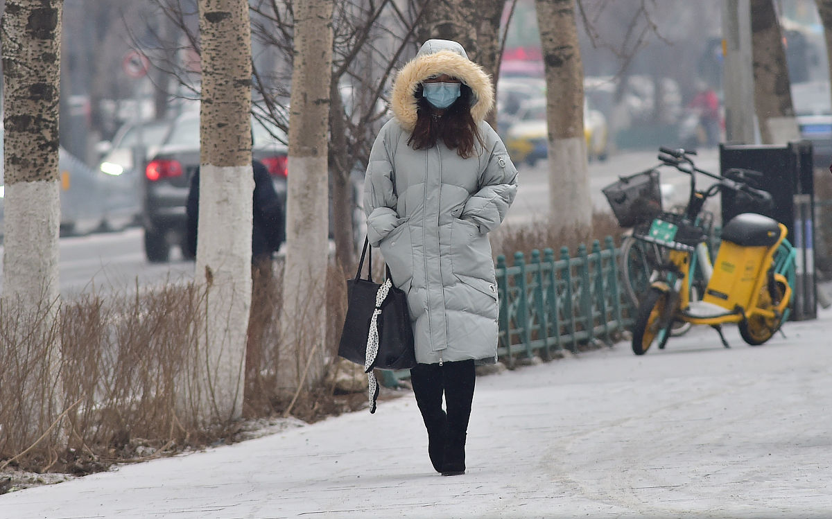 中国人穿衣哲学:冬天穿暖,夏天穿少 中国人穿衣哲学:冬天穿暖,夏天穿少