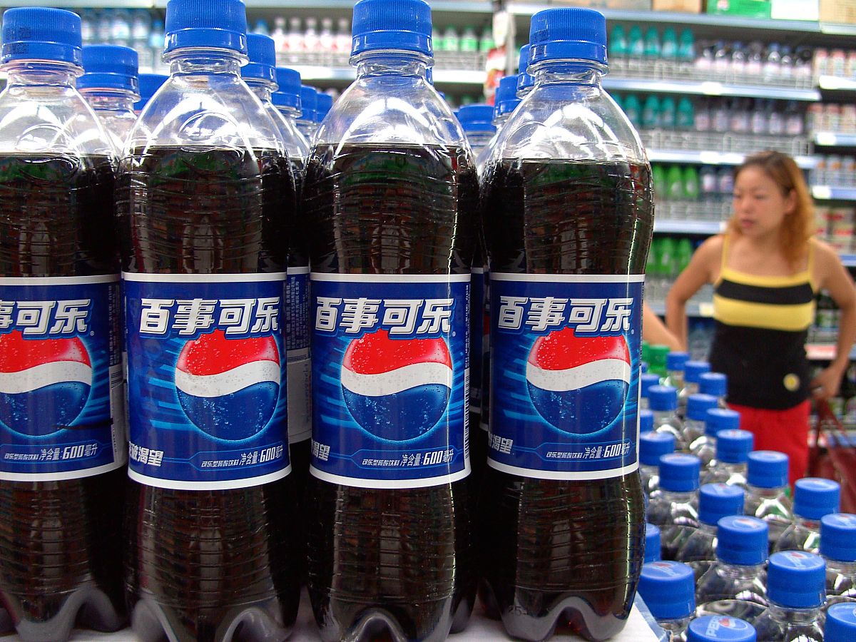 百事可乐的功效与作用：提神、缓解疲劳、改善消化等