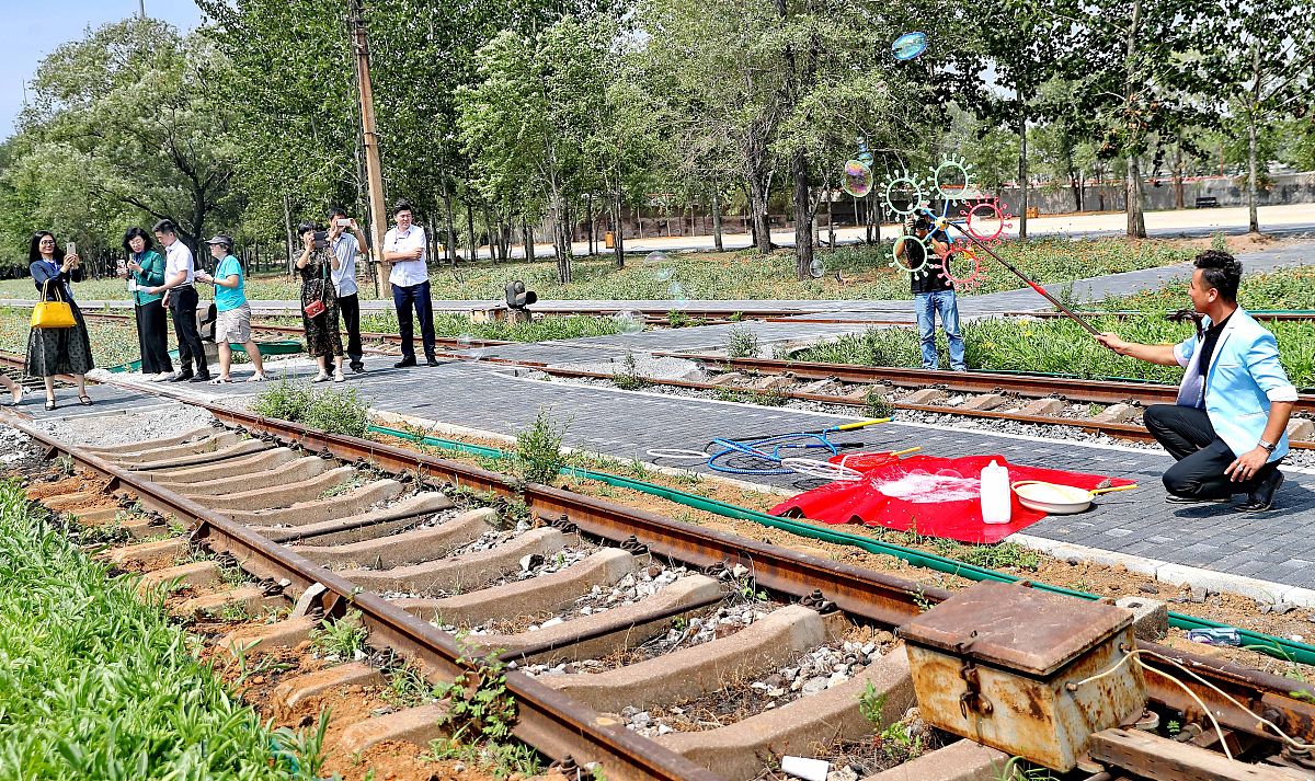 成都铁路工程学校铁道工程技术专业：课程设置及就业前景