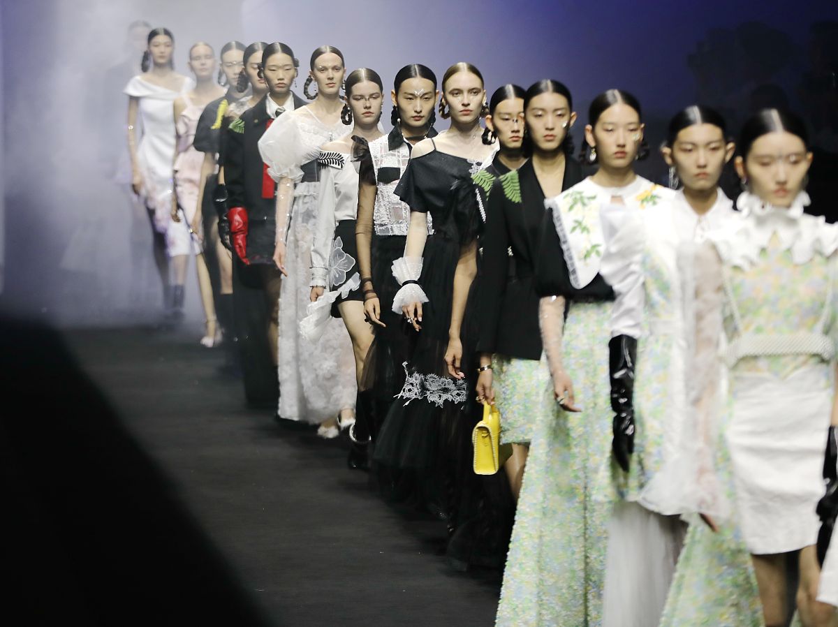 云南昆明工业学校服装展示与礼仪专业怎么样