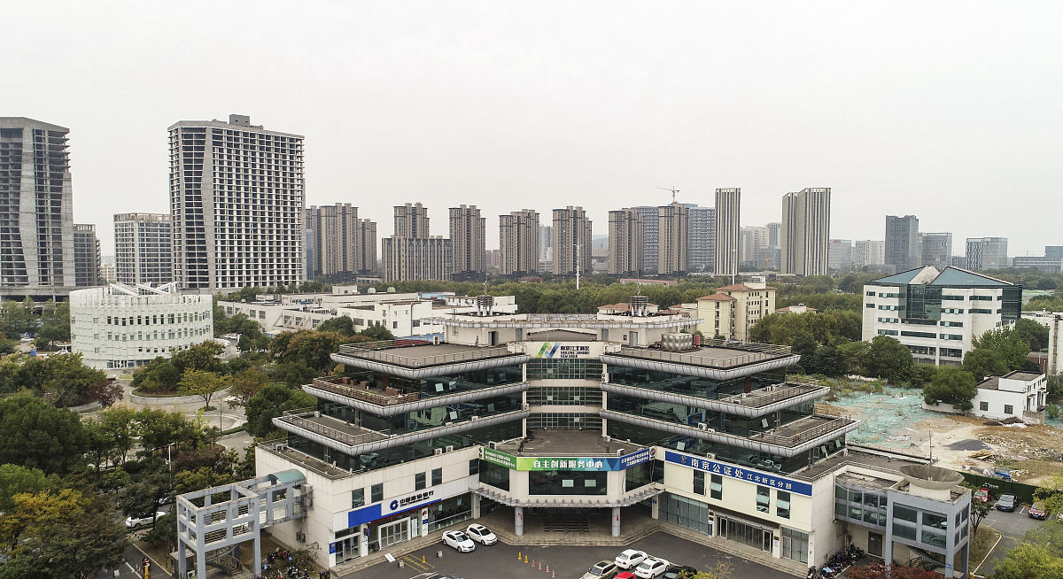 长沙玉兰路：繁华街道，交通枢纽，高校云集