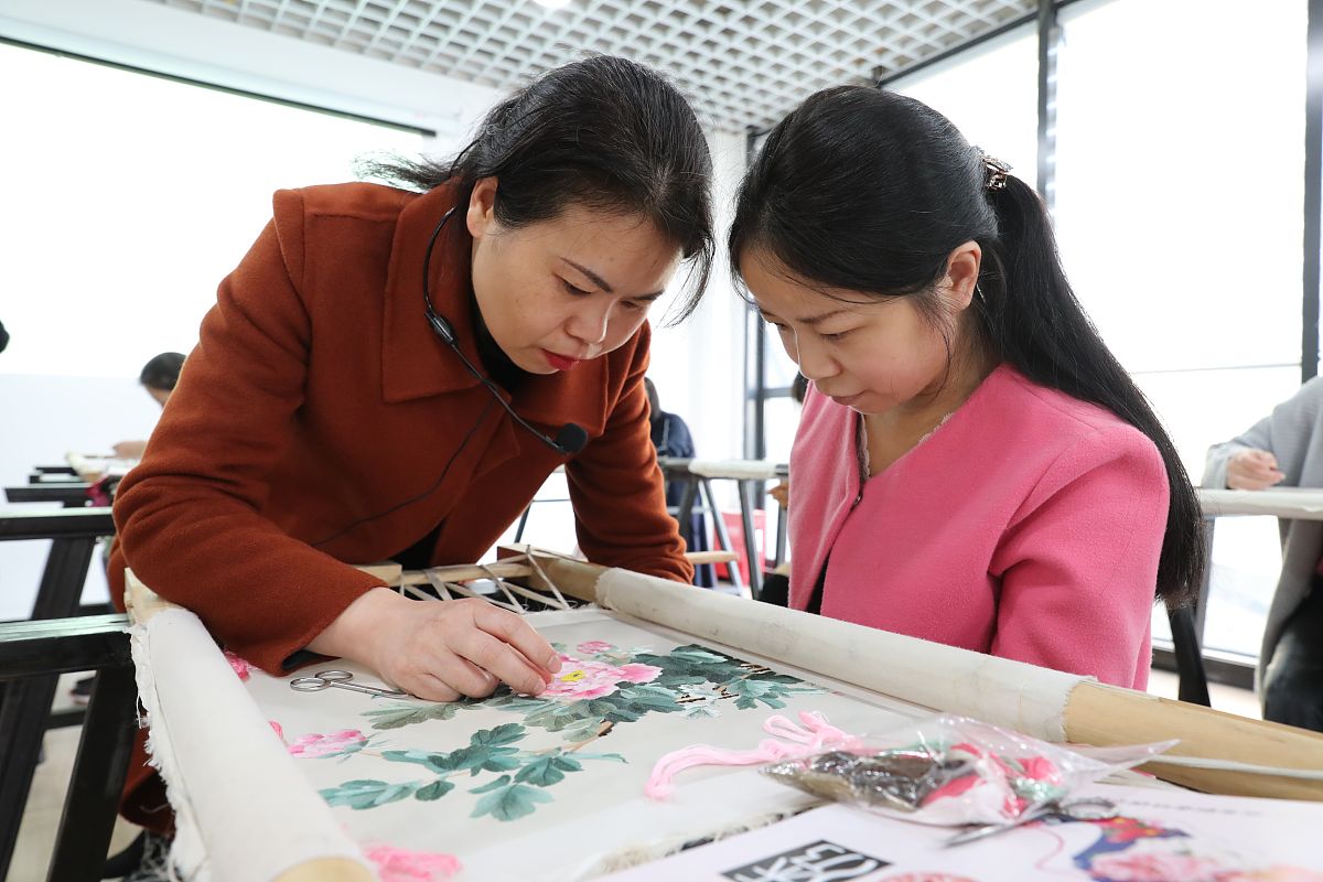 重庆工商学校电气运行与控制专业就业前景如何