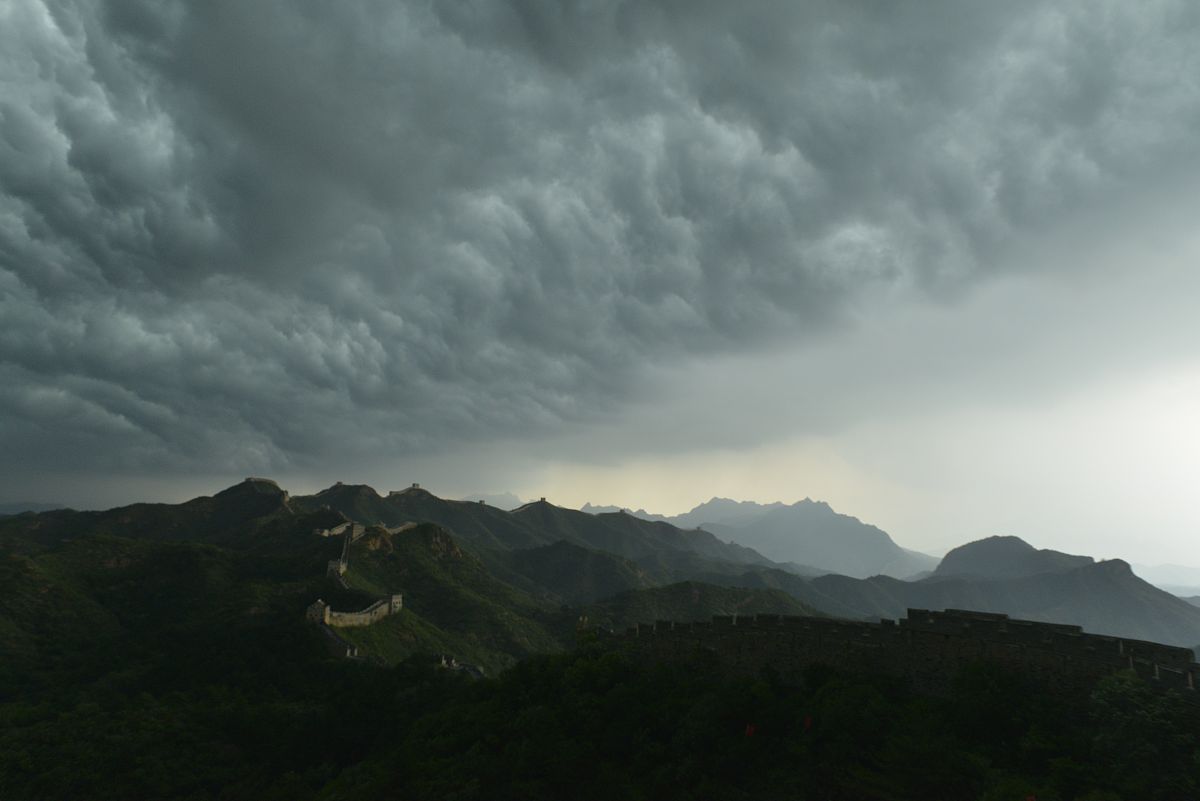 杭州湾雷暴大风预警：中央气象台发布安全提示