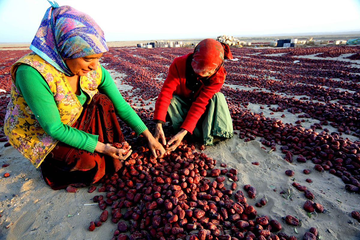 库尔勒市帮我用180字详细描述