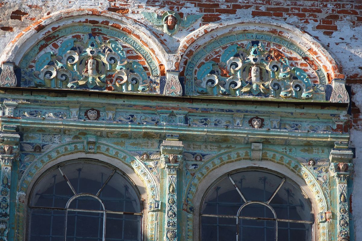 东正教对俄语语言的发展有哪些方面的影响