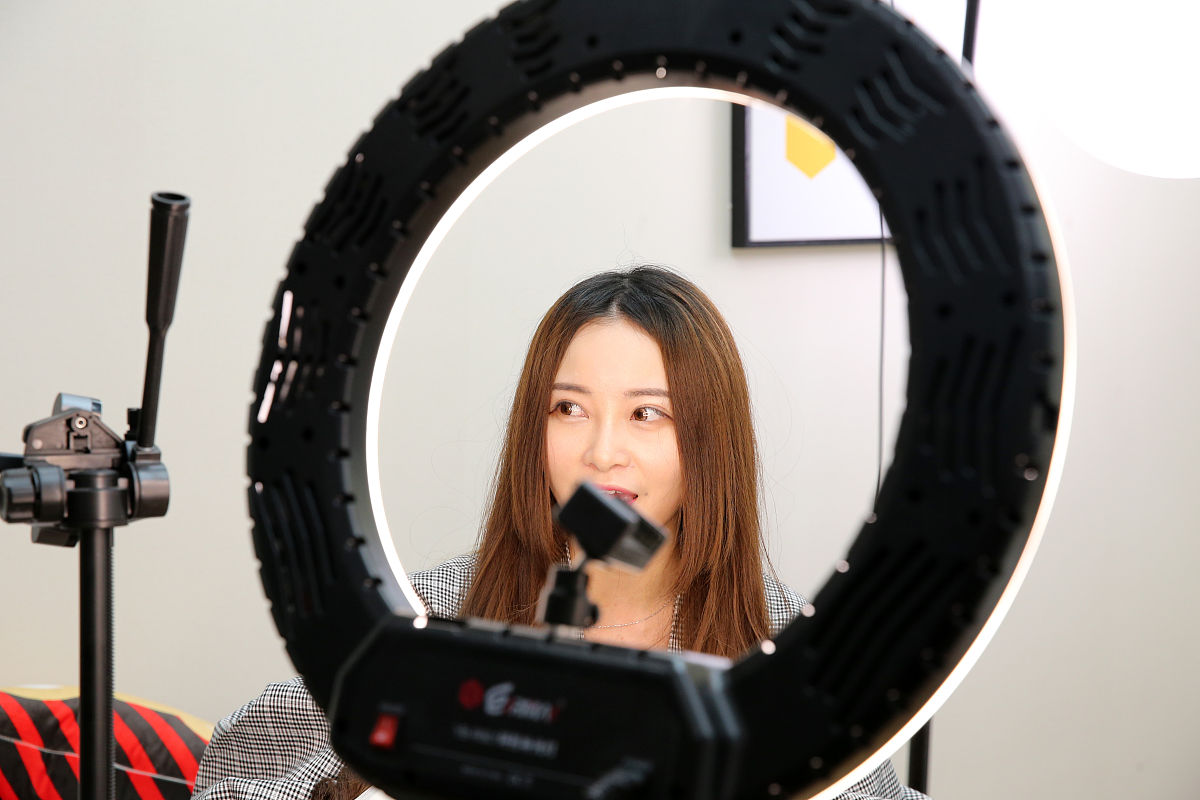 2019年3月24日,江苏南通,在位于江苏海门的中国叠石桥国际家纺城电商