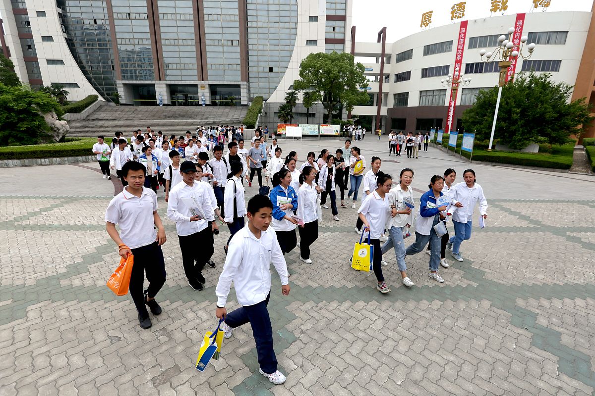 开县巨龙中等职业技术学校应用电子技术专业怎么样？前景如何