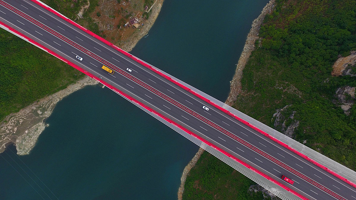 贵州航空学校的环境好不好用发