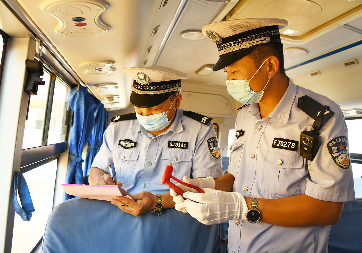 淳安育才学校2023年专业设置：文理工商，特色专业，国际课程