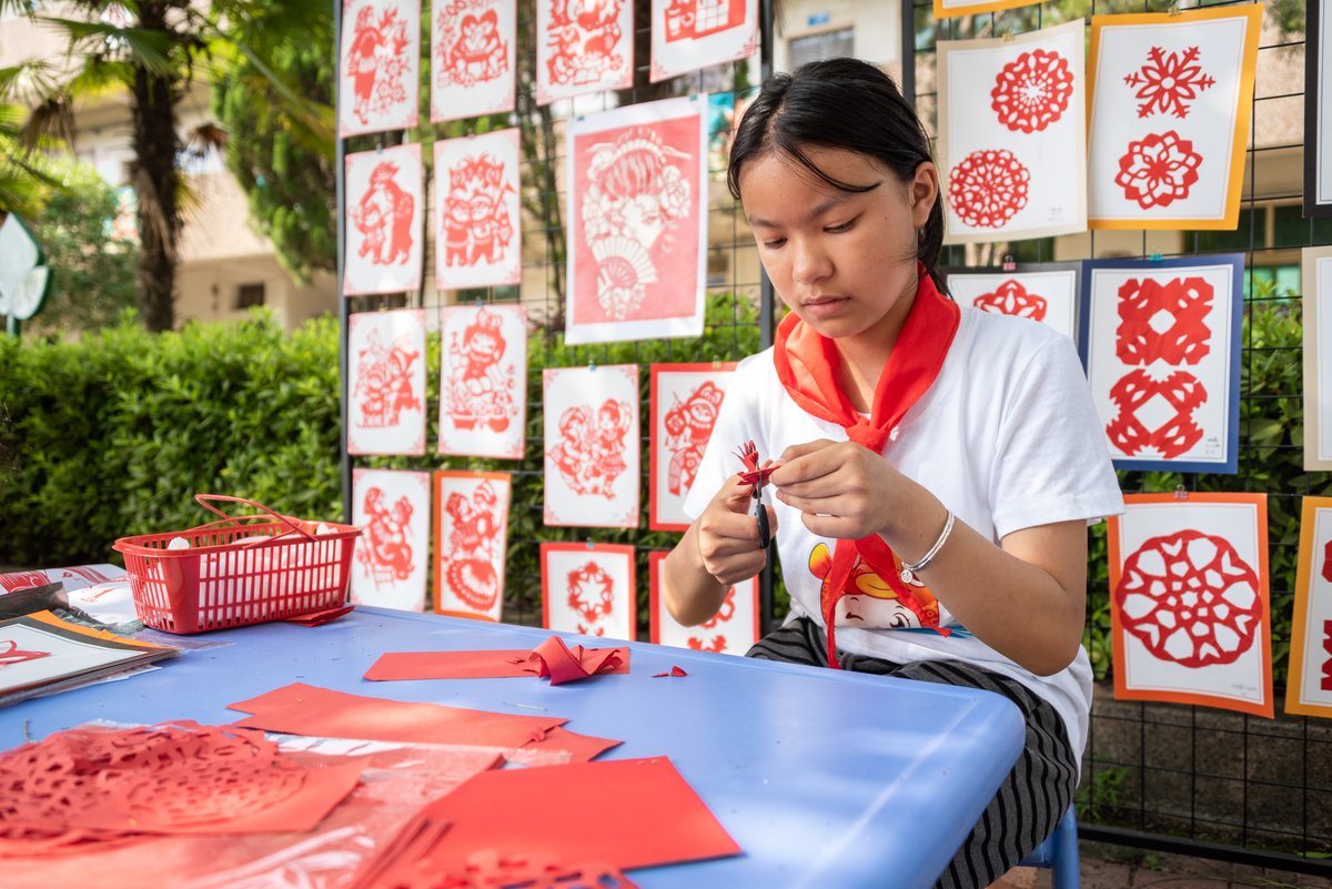 自贡职业技术学校民间传统工艺专业如何好学吗
