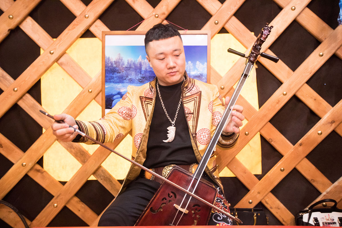 2023年成都农业科技职业学院中专部招生专业及计划？