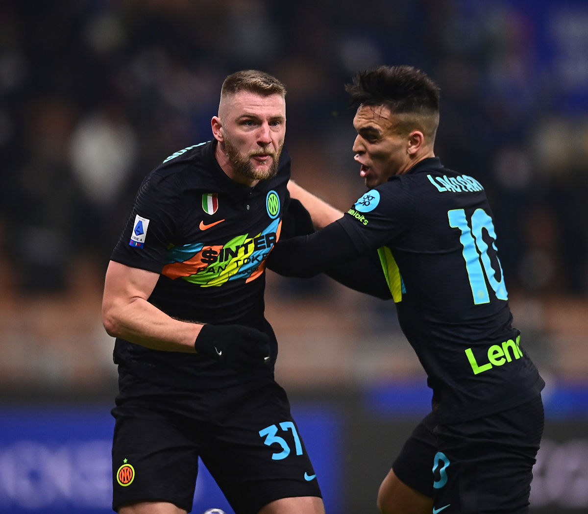 Перевод рун из клипа ATL Limbo на 02:00: 