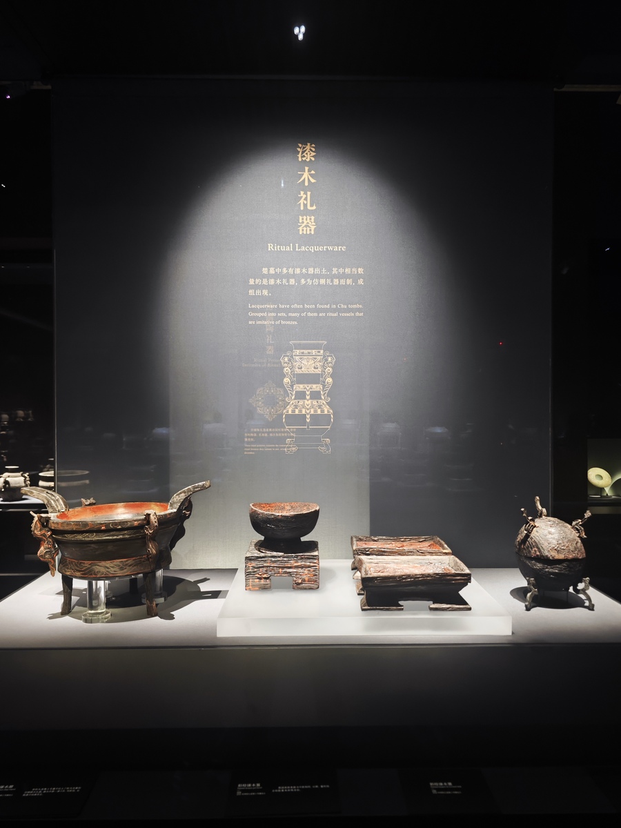 汉唐文物纹路家具设计：美学与功能的融合