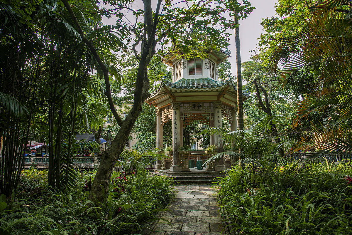 请帮我写1篇600字博客文章主题是：江门旅游景点哪个好玩的地方