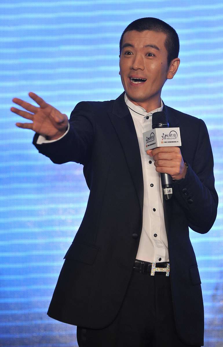2011年8月10日,北京,电影《白蛇传说》官网启动仪式.杨子+++_+++官网,