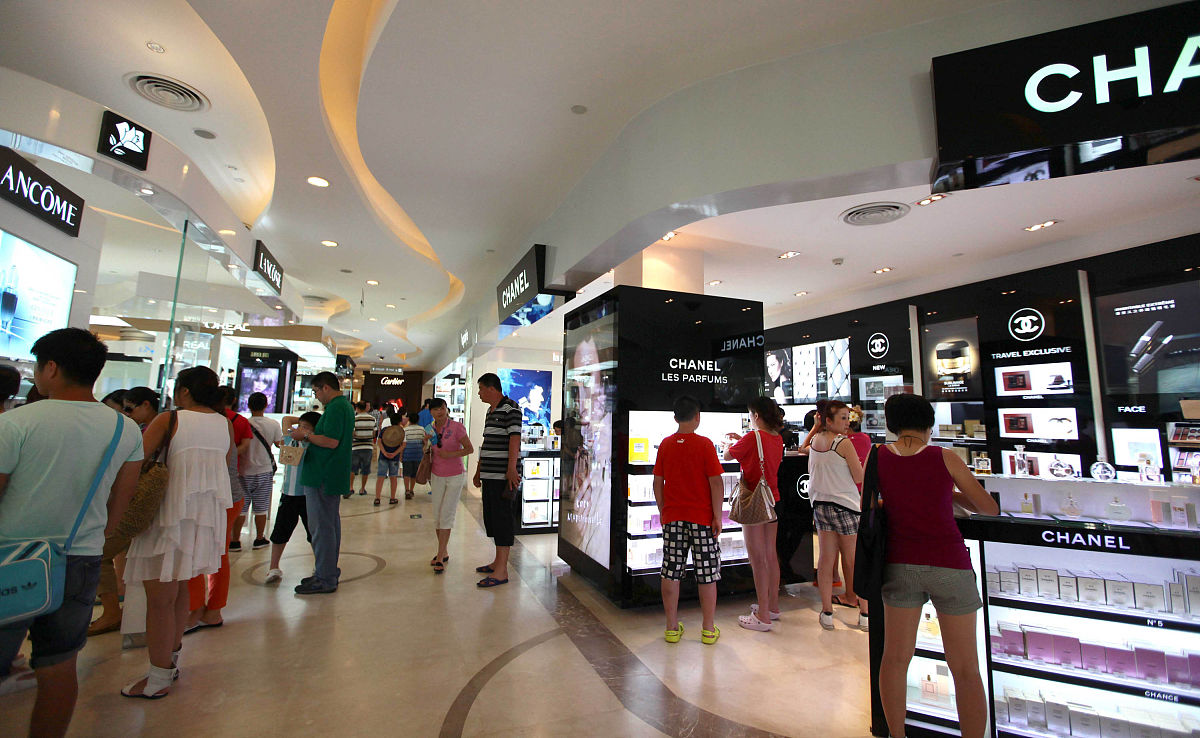 请问国际上有哪些类似于中免集团这样的免税零售企业