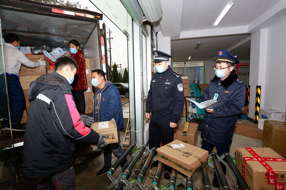 公安提升企业易制毒化学品管理审批服务效率，确保社会安全