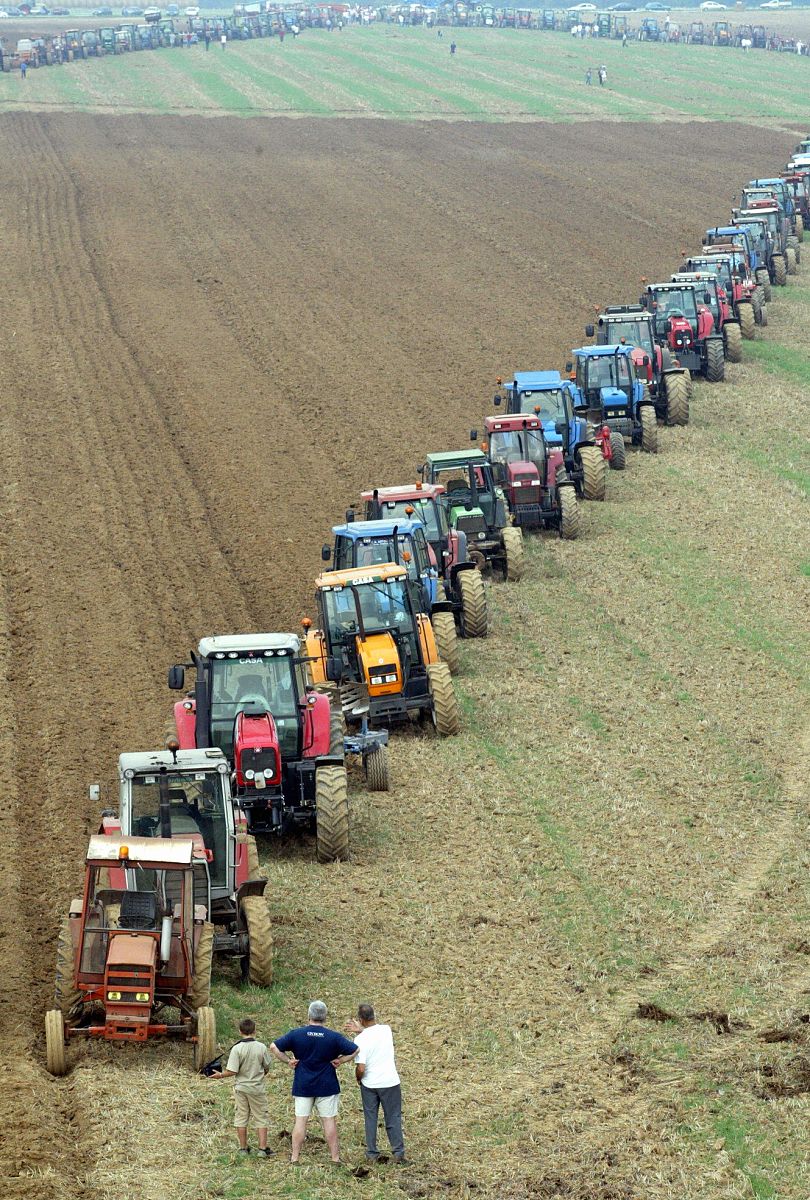 北京市八一农业机械化学校招生办联系电话、地址