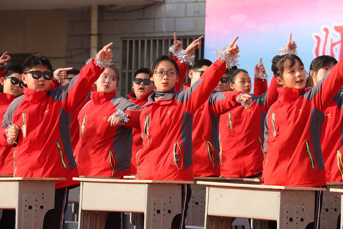 行知实验小学开学典礼国旗下讲话内容