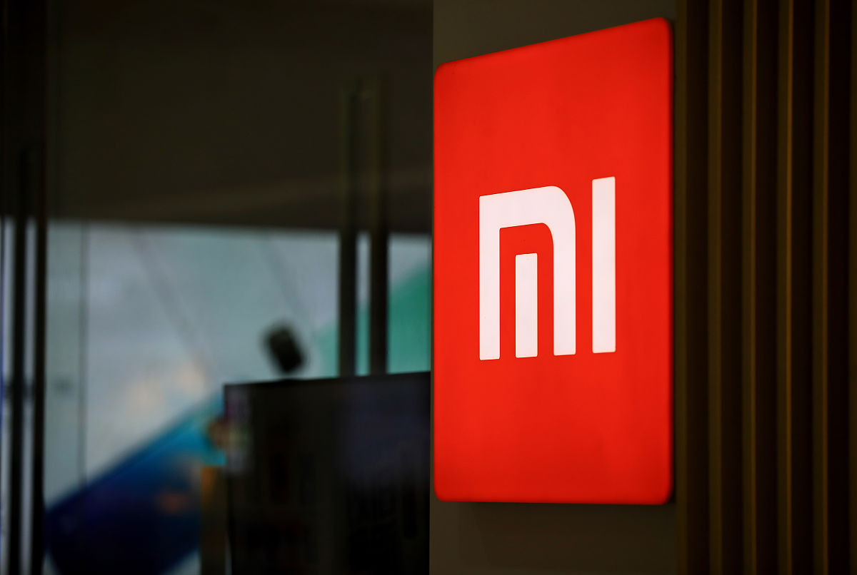 赏析文章我真的是服了小米了。他今…原本我今天晚上一点事都没有今天晚上偶然我的朋友跟我问我K40的1255的那个…公…1255的那个增强版为什么还没上好嘛。我打开小米社区一看发现他莫名奇妙弹了个通知跟我说这个K40开发版内测申请通过我想着哎？我没有这个K40开发版内测的权限我没有给他报名啊然后我就点进来一看看到哎？我莫名其妙多出来个K40的内测。然后我看一下哎不对啊我小米10至尊版的开发版公测呢为什