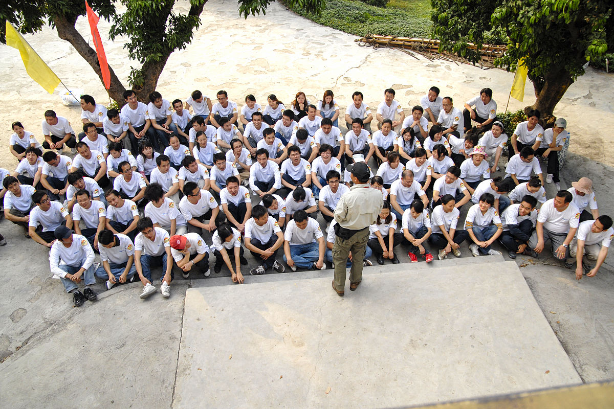 芦山县职业高级中学明星专业：汽车维修、电子技术等领域培养人才