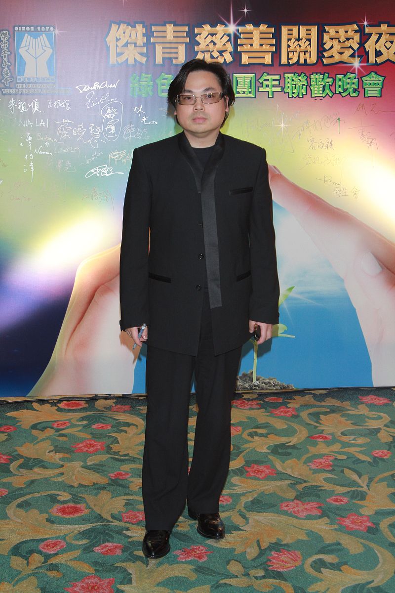 2011年1月24日,香港,明星出席《杰青慈善关爱夜暨绿色低碳团年联欢晚