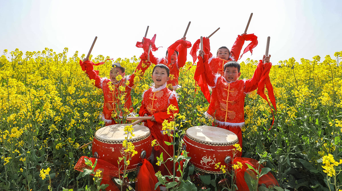 幼儿园毕业演讲稿：感谢师长，展望未来