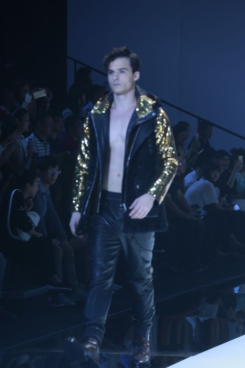 降低论文重复率：如何改写关于制度的描述