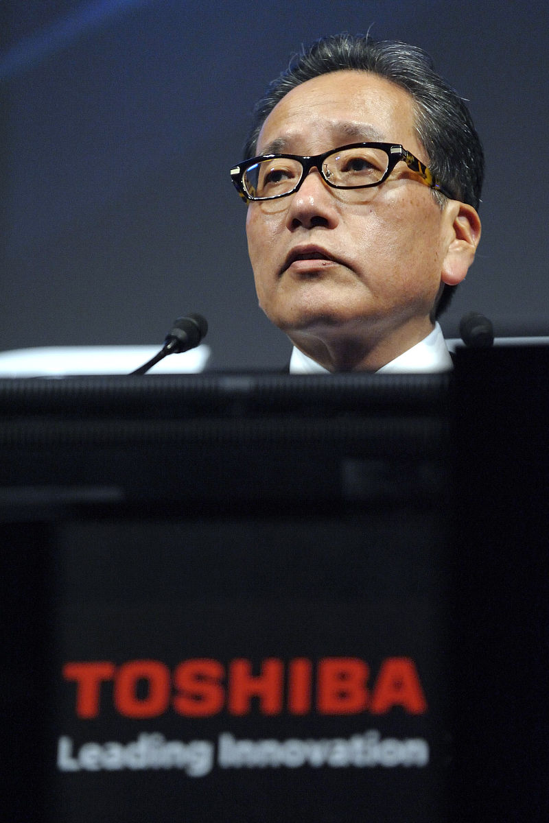当地时间2012年9月27日,日本东京,东芝z7和j7系列.东芝数码总裁兼首席
