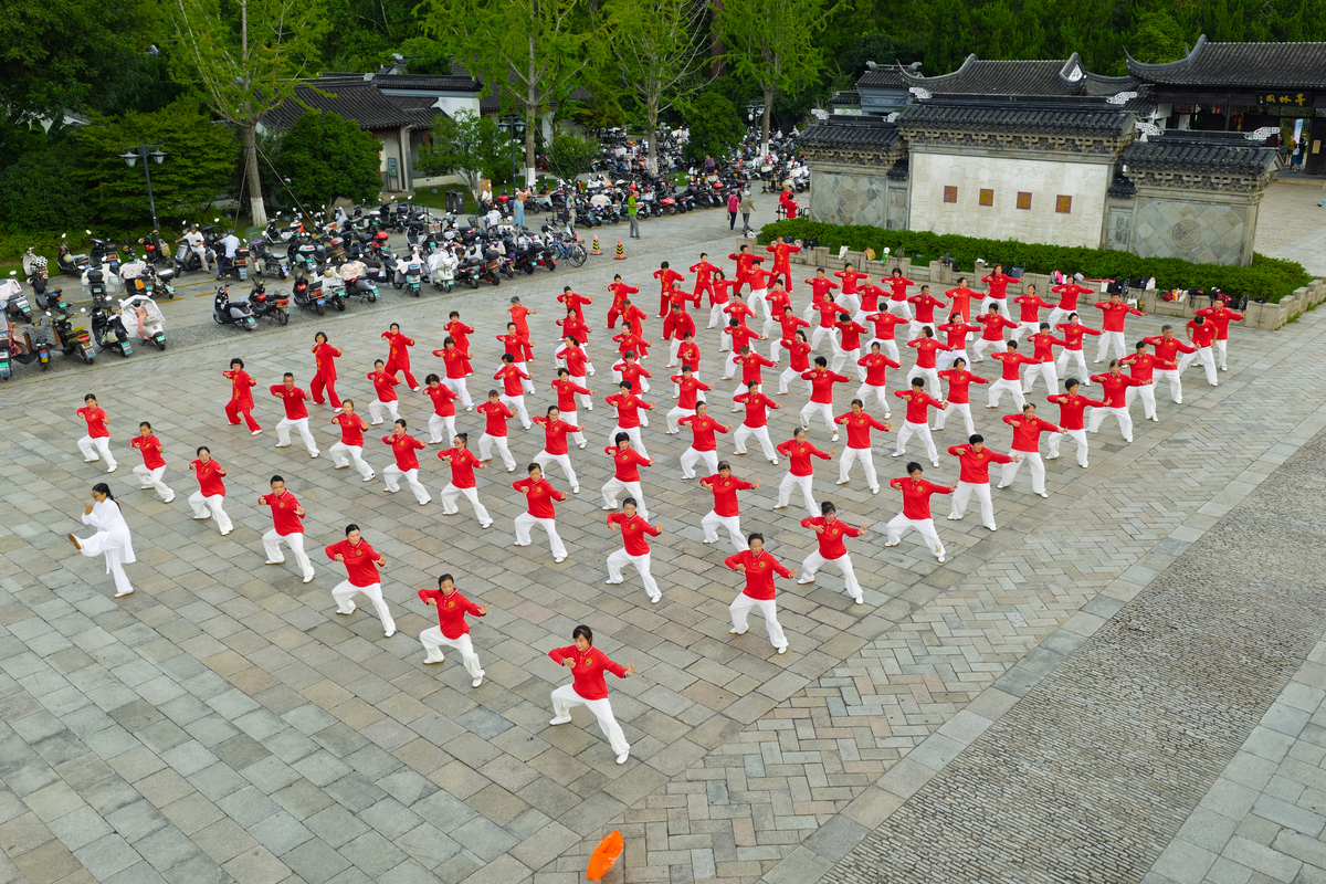 登封少林鹅坡武术学校2023年专业招生：太极拳、形意拳、少林拳等