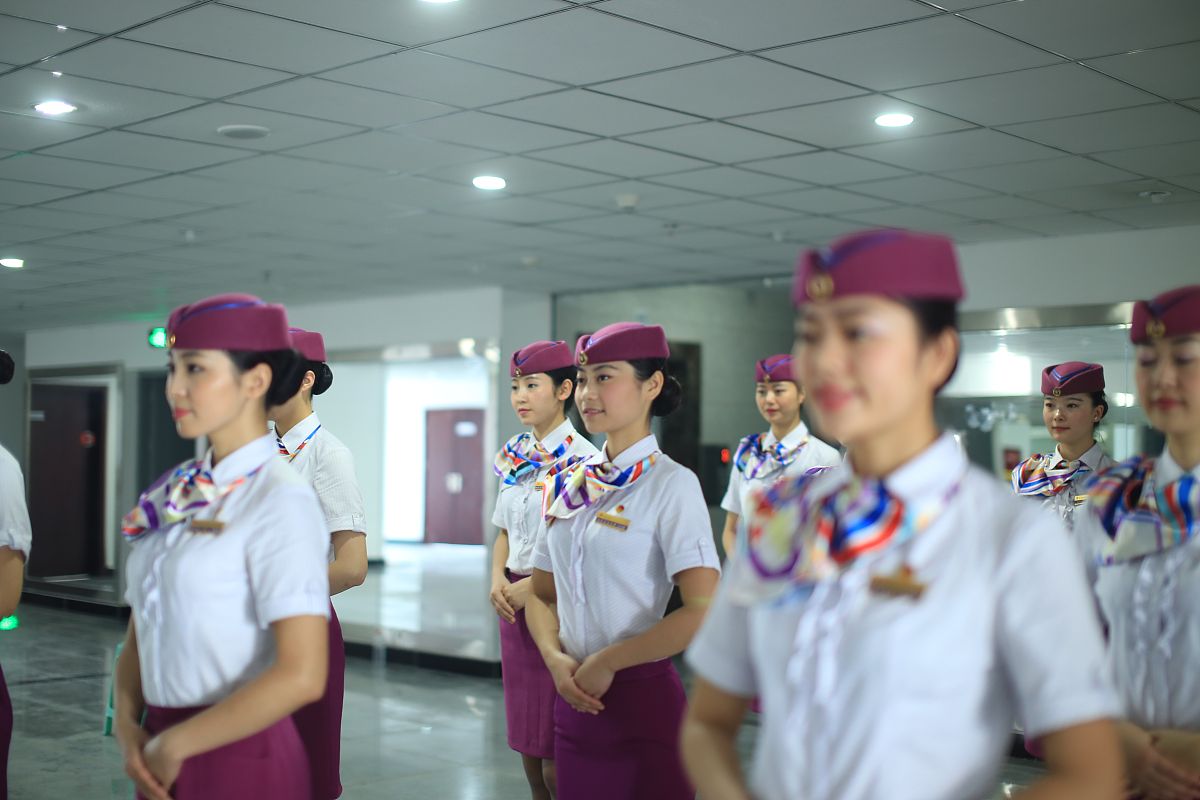 成都高铁乘务就业前景趋势分析