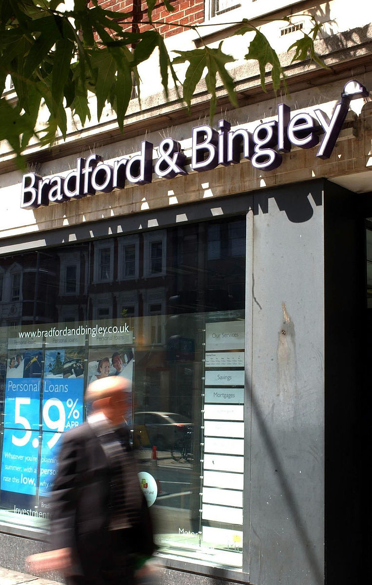 2005年8月8日,英国伦敦,英著名的抵押贷款银行bradford&bingley(bb.l)