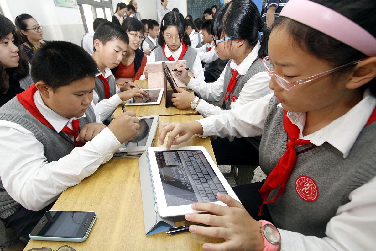 合肥2023年中专是不是高中-怎么样