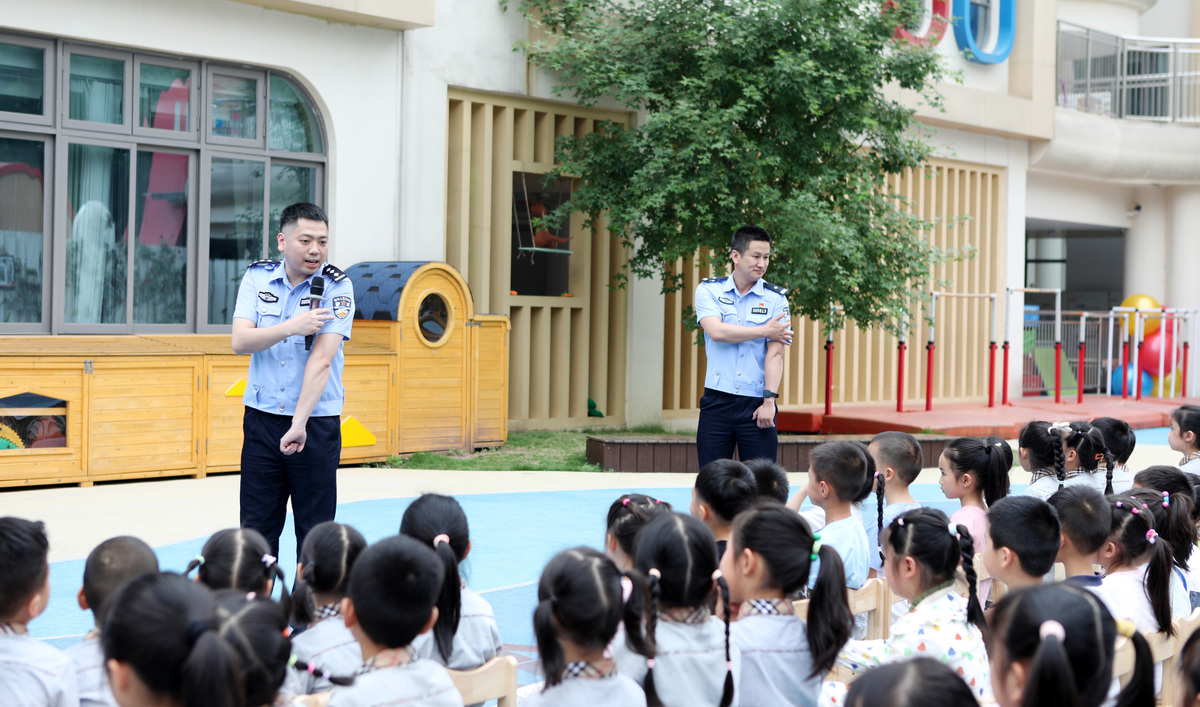 遵义幼儿师范学校定期进行校园安全检查
