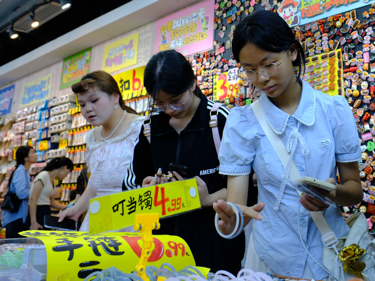 校园创意小卖坊营销策划：提升知名度，增加销售额