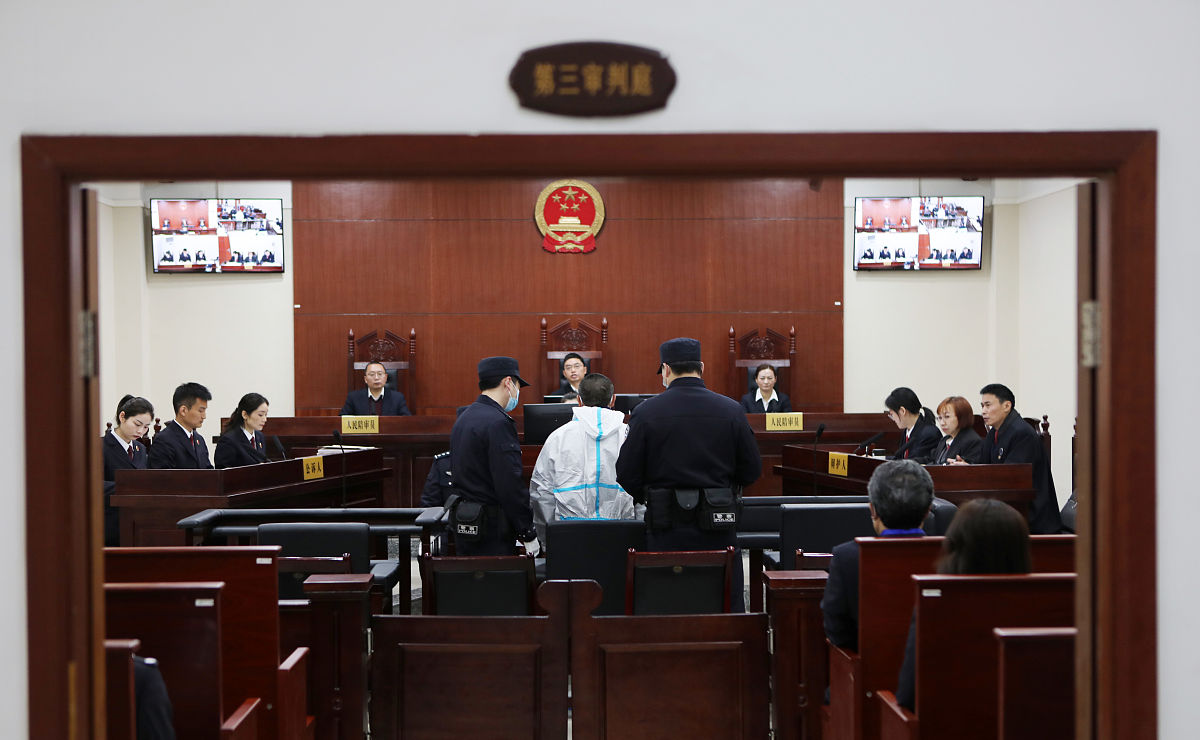 安徽一法院现阴阳判决