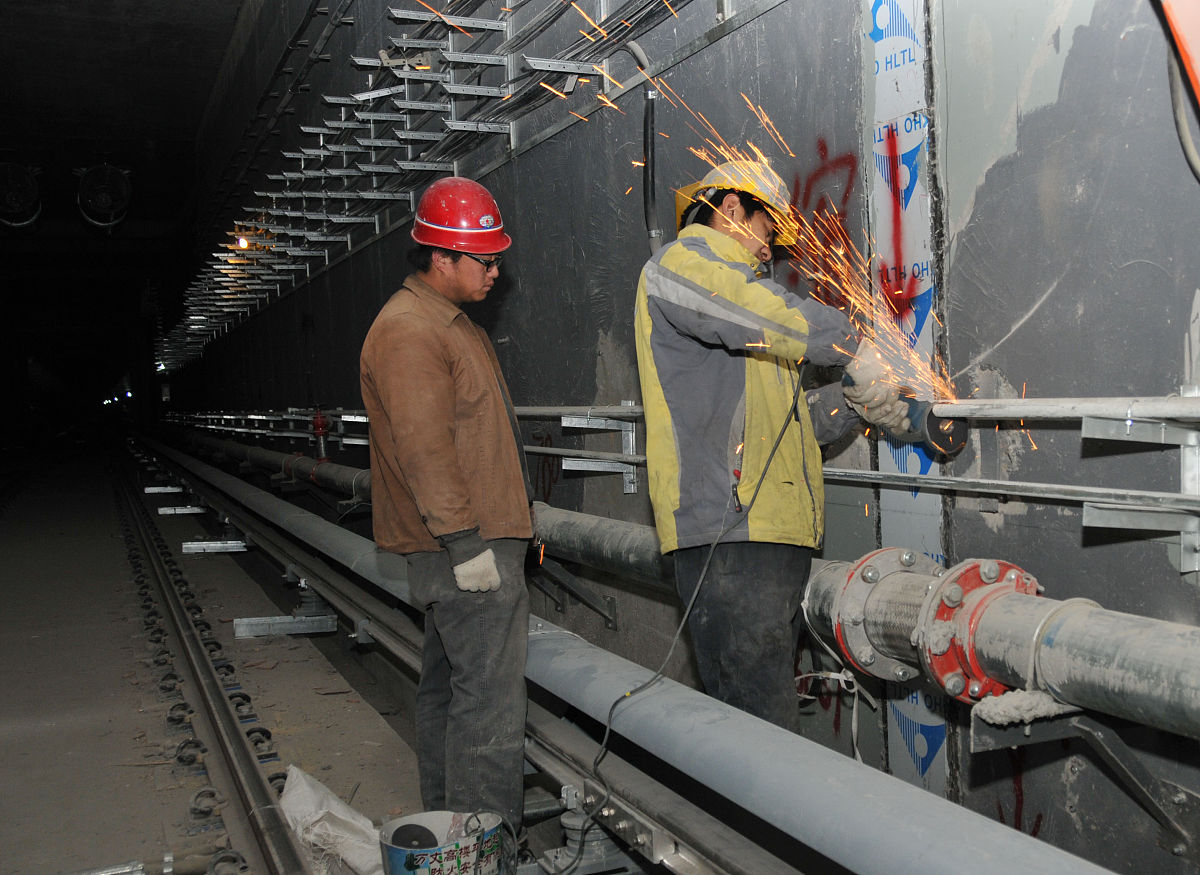 城市轨道交通地铁车供电系统接触网详解 城市轨道交通地铁车供电系统接触网详解