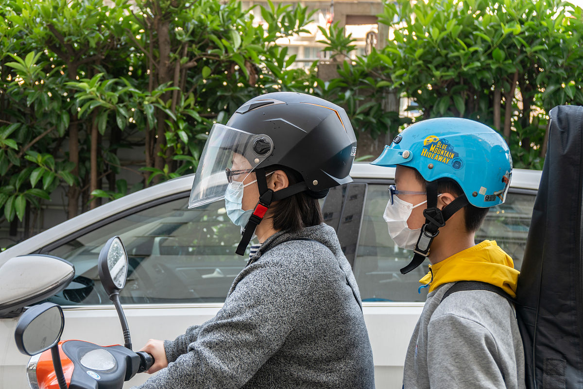 智能头盔：安全、舒适、智能化的骑行体验